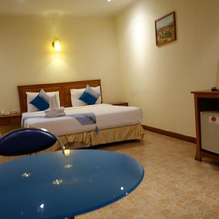 Secrets Hotel Pattaya Buitenkant foto