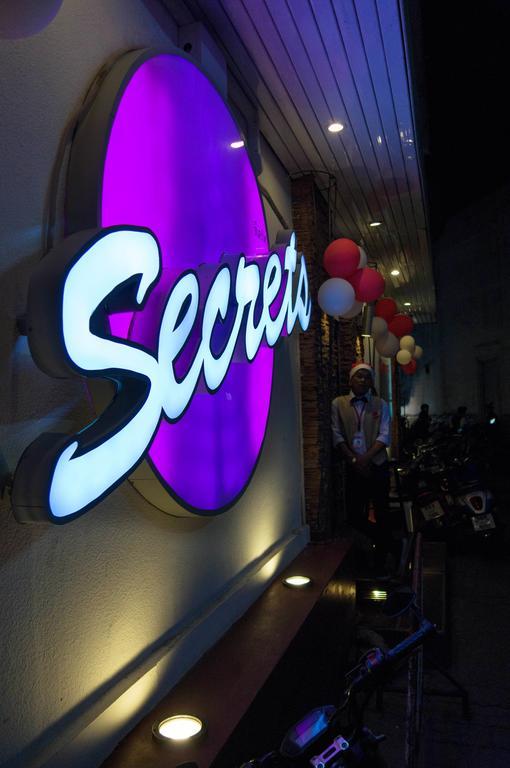 Secrets Hotel Pattaya Buitenkant foto